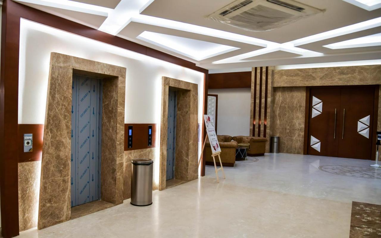 Shree Ganga SMB Hotels Ujjain Exterior foto