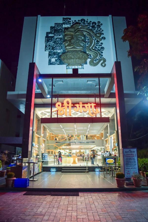 Shree Ganga SMB Hotels Ujjain Exterior foto