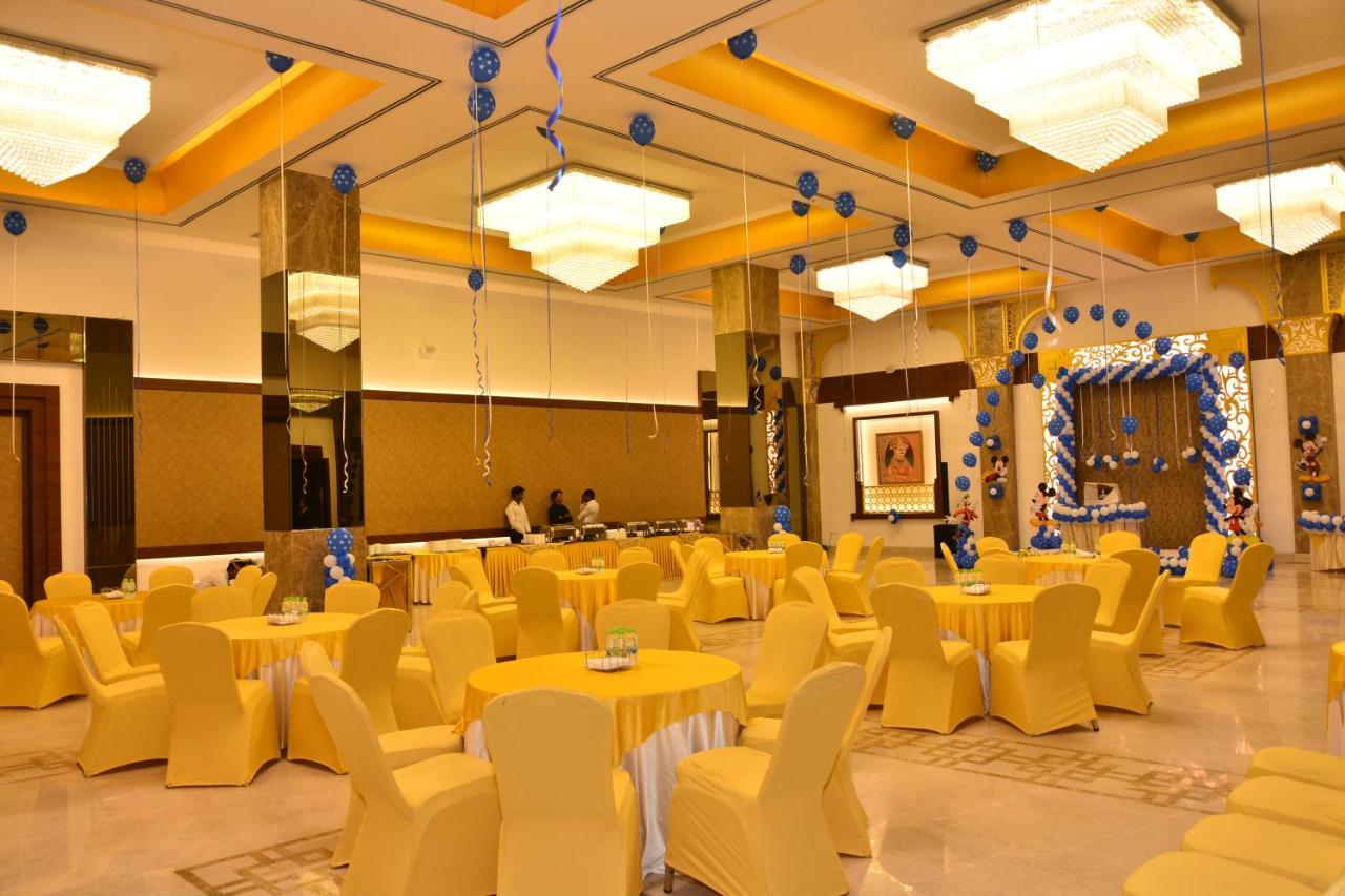Shree Ganga SMB Hotels Ujjain Exterior foto